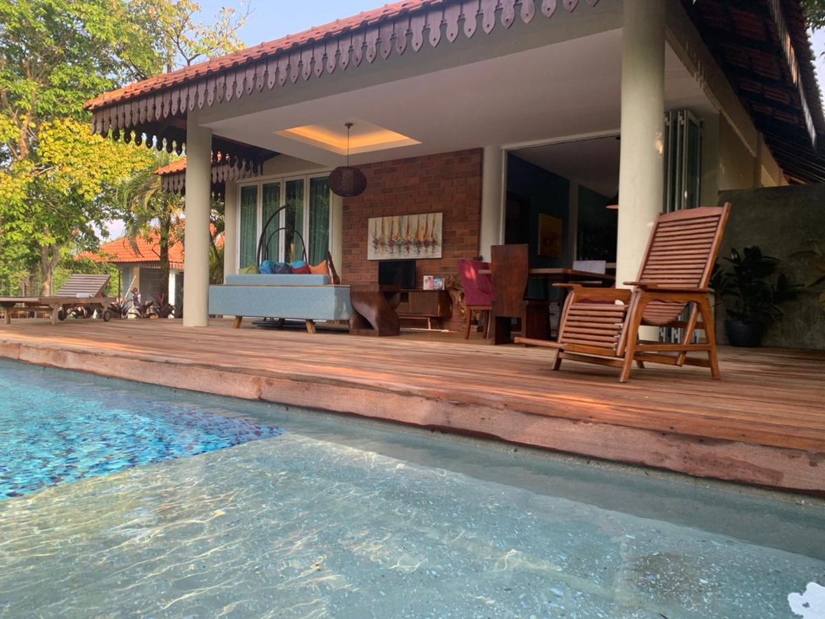 Royale Riviera Resort Private Pool Villas Pantai Cenang  Buitenkant foto