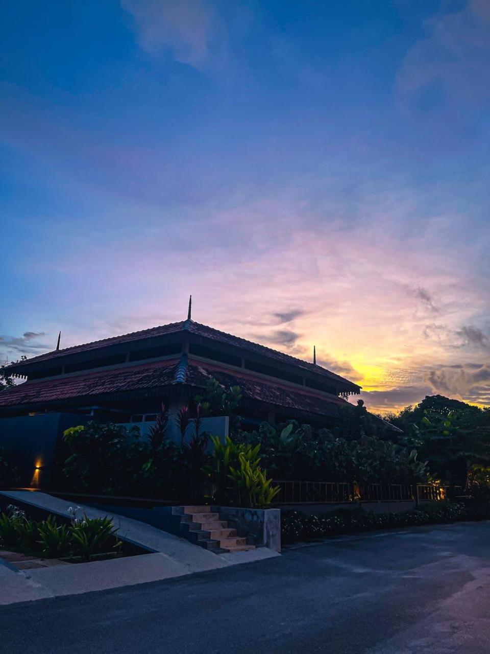 Royale Riviera Resort Private Pool Villas Pantai Cenang  Buitenkant foto